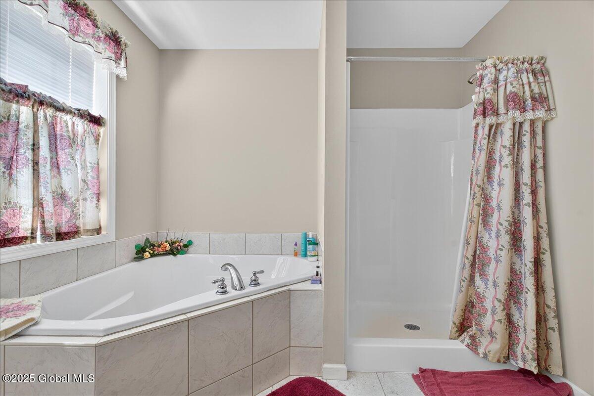 14 Heather Drive Clifton Park NY 12065