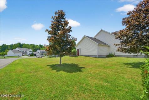 14 Heather Drive Clifton Park NY 12065