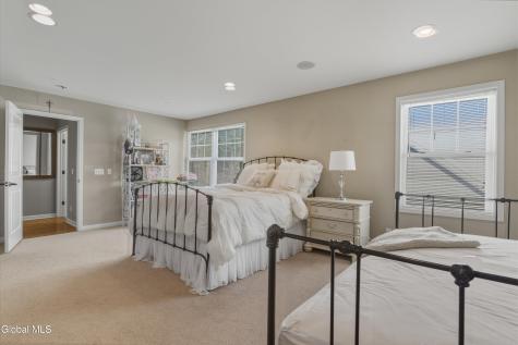 30 Pamela Lane Saratoga Springs NY 12866