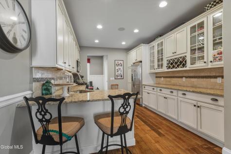 30 Pamela Lane Saratoga Springs NY 12866