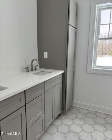28 Eastpointe Drive Wilton NY 12866