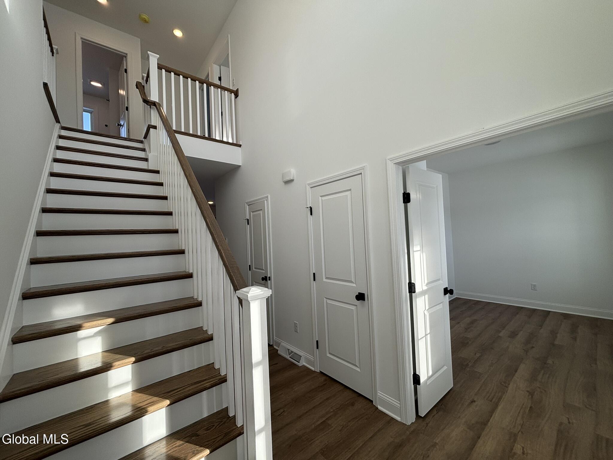28 Eastpointe Drive Wilton NY 12866