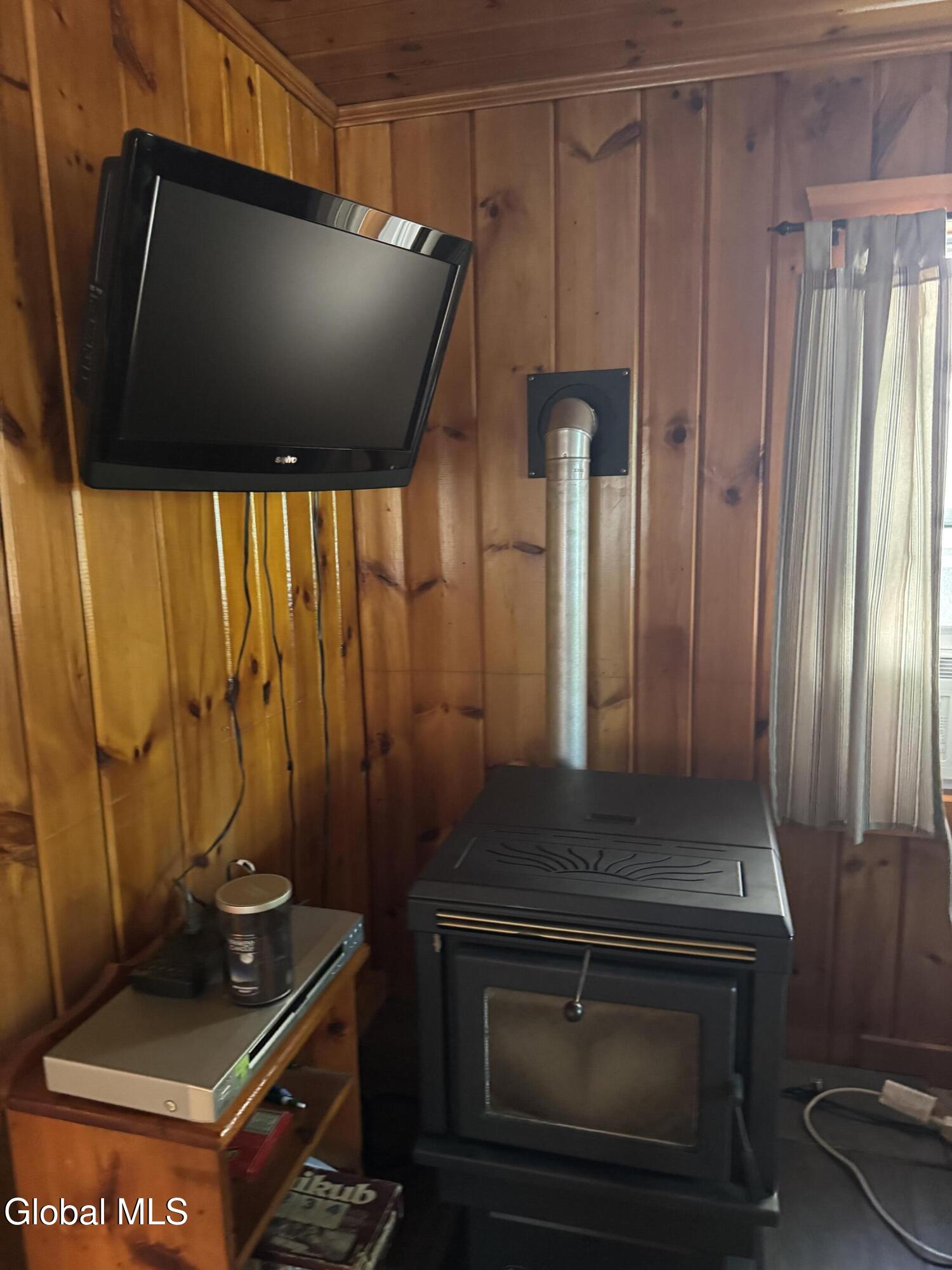 833 E River Drive Lake Luzerne NY 12846