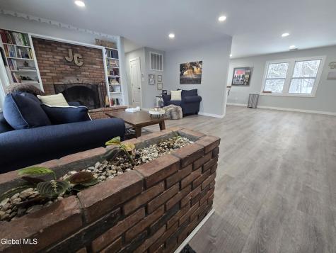 966 Thacher Park Road Voorheesville NY 12186