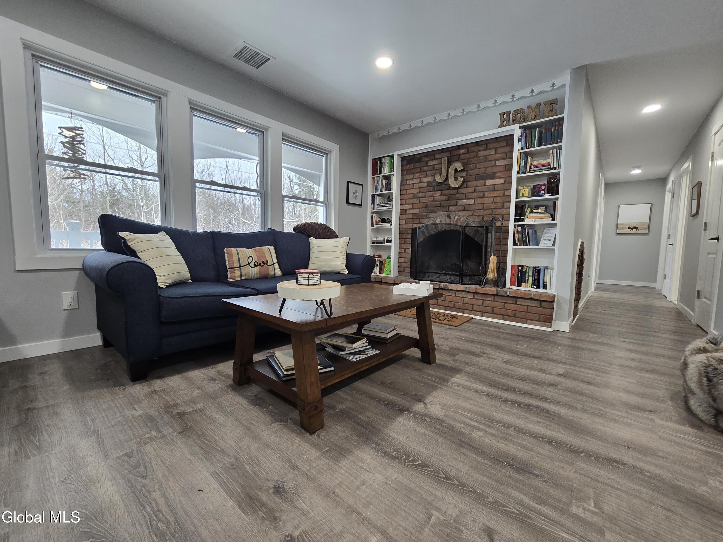966 Thacher Park Road Voorheesville NY 12186