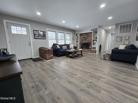966 Thacher Park Road Voorheesville NY 12186