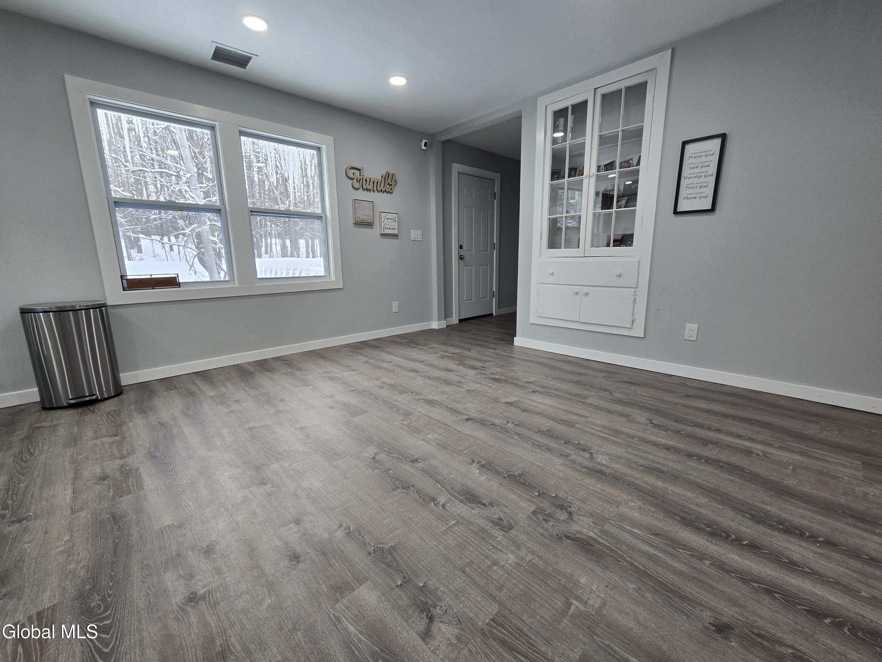 966 Thacher Park Road Voorheesville NY 12186