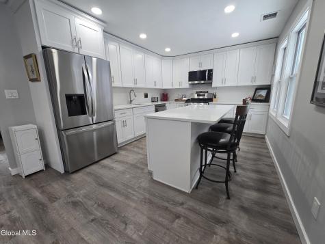 966 Thacher Park Road Voorheesville NY 12186