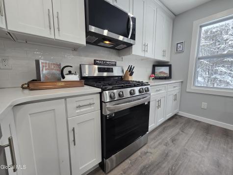 966 Thacher Park Road Voorheesville NY 12186