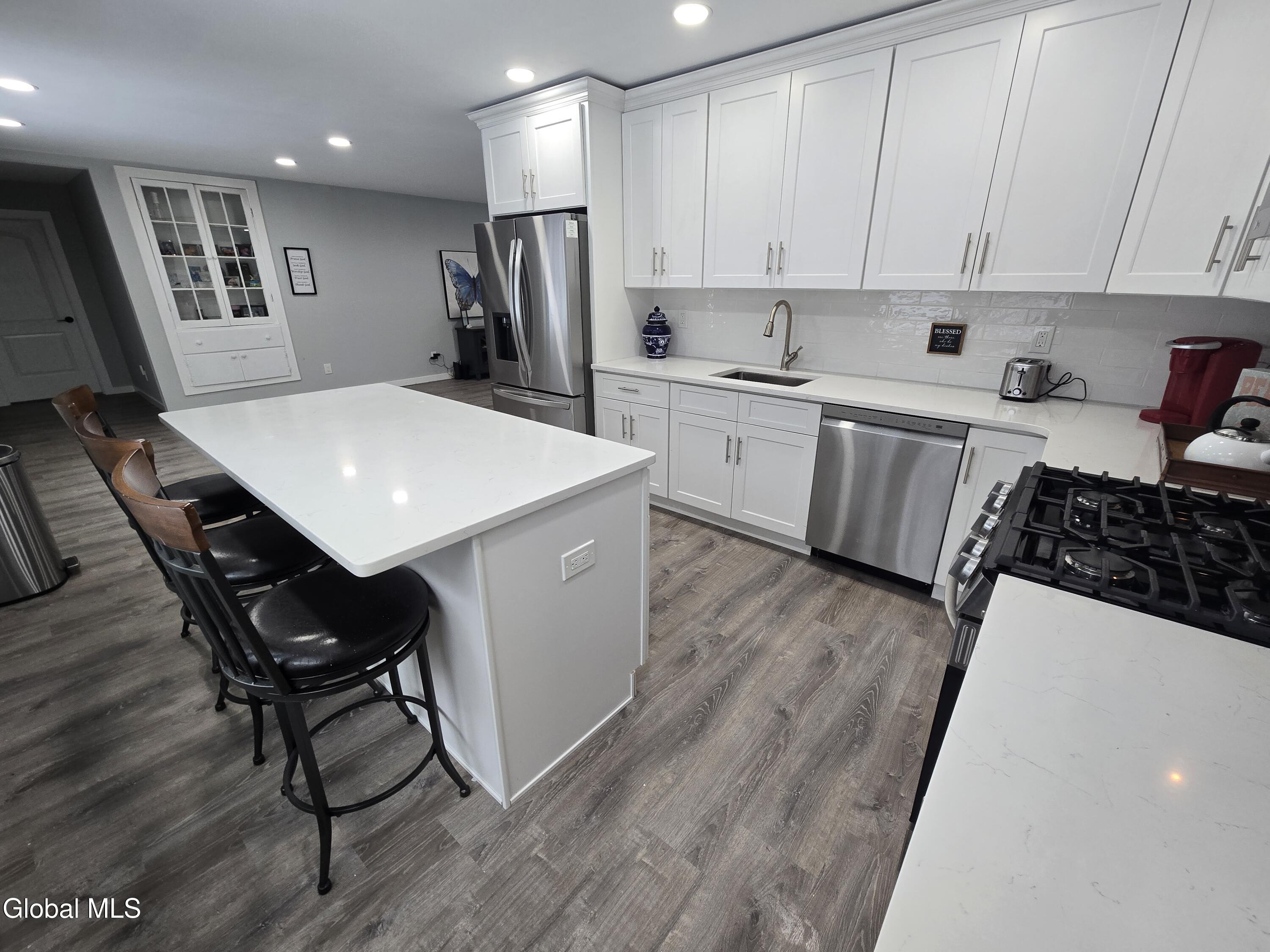 966 Thacher Park Road Voorheesville NY 12186