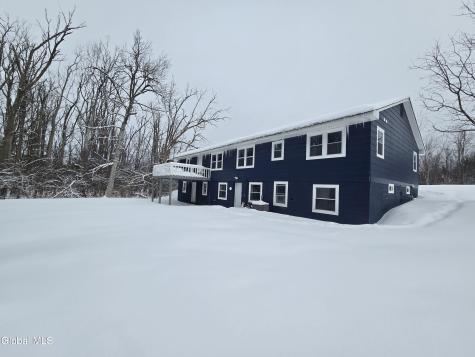 966 Thacher Park Road Voorheesville NY 12186