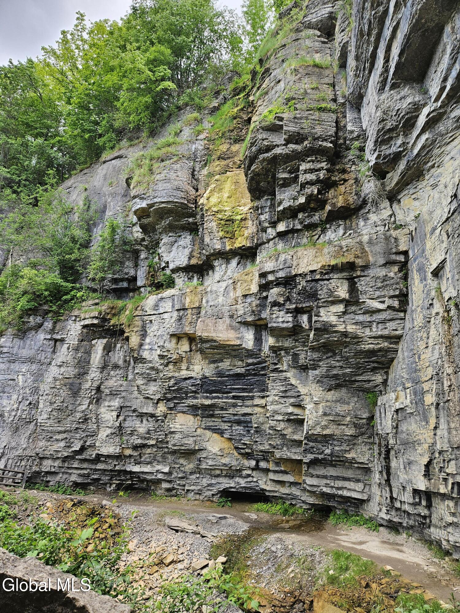 966 Thacher Park Road Voorheesville NY 12186