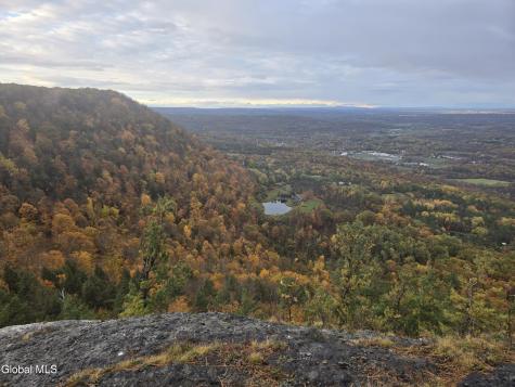 966 Thacher Park Road Voorheesville NY 12186