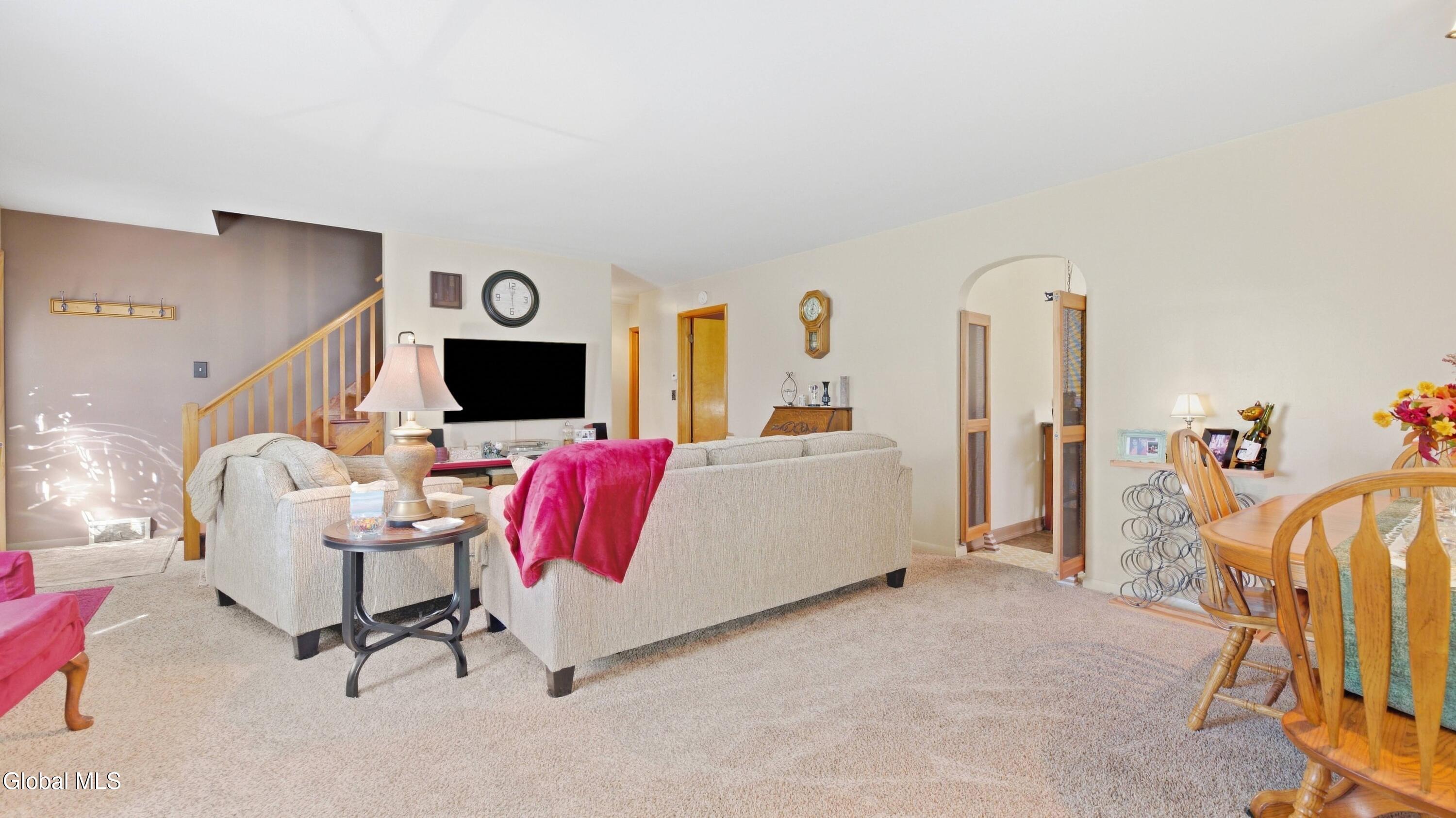43 Wilkes Avenue Amsterdam NY 12010