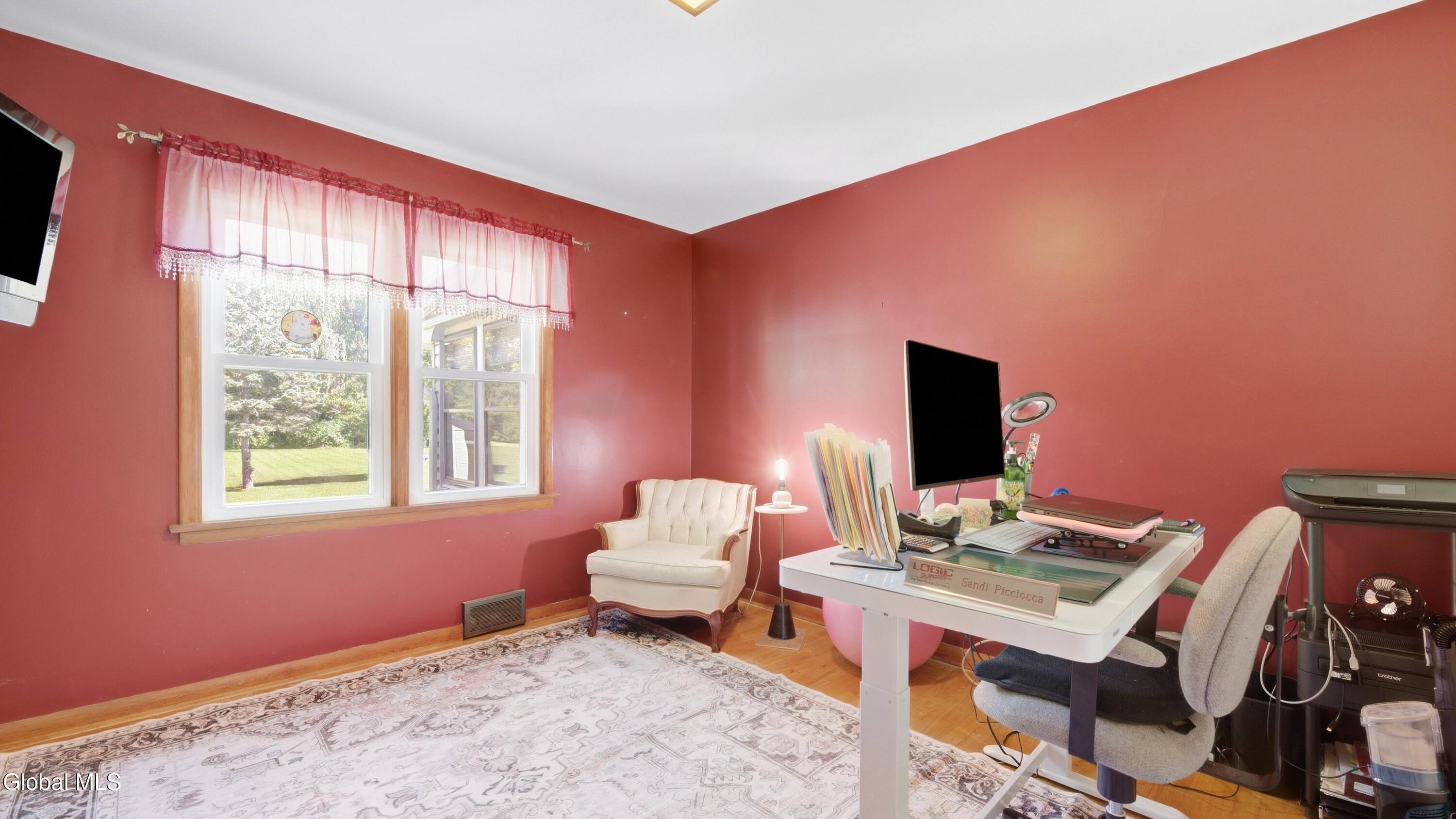 43 Wilkes Avenue Amsterdam NY 12010