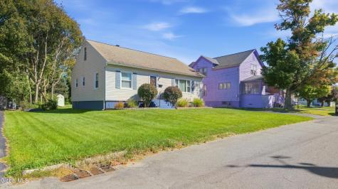 43 Wilkes Avenue Amsterdam NY 12010