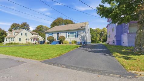43 Wilkes Avenue Amsterdam NY 12010