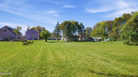 43 Wilkes Avenue Amsterdam NY 12010
