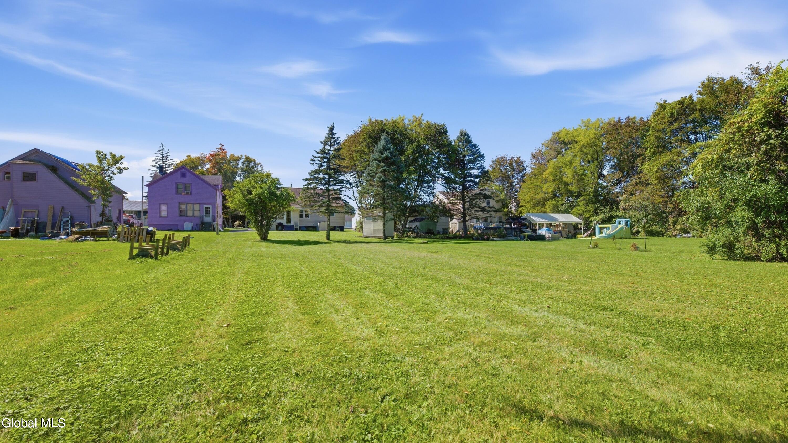 43 Wilkes Avenue Amsterdam NY 12010