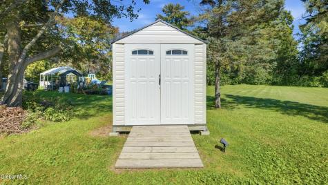 43 Wilkes Avenue Amsterdam NY 12010