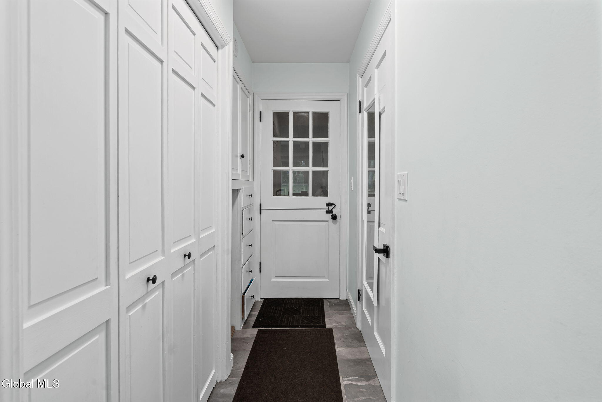2279 Pine Ridge Road Niskayuna NY 12309