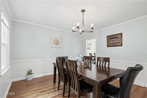 2279 Pine Ridge Road Niskayuna NY 12309