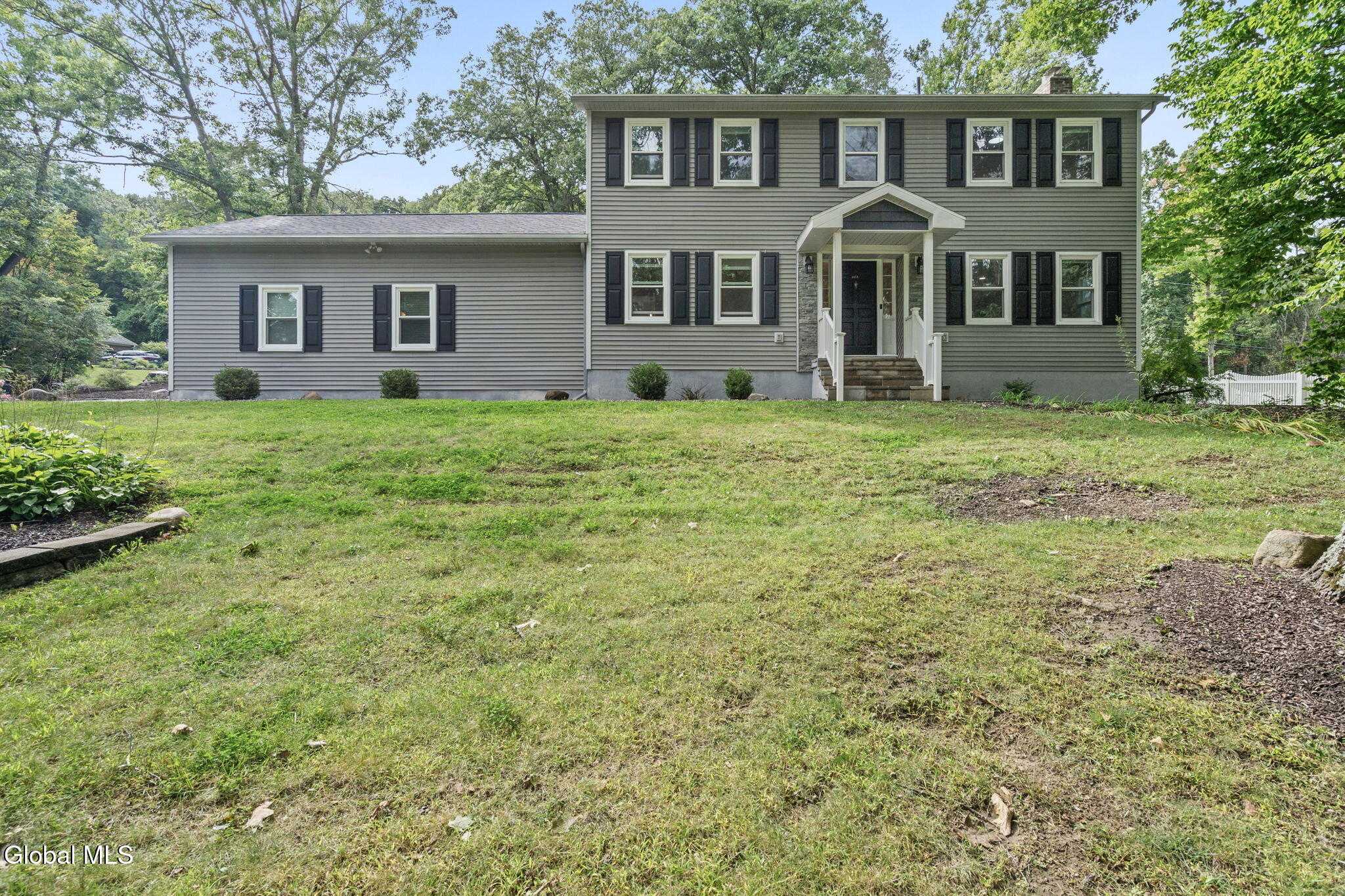 2279 Pine Ridge Road Niskayuna NY 12309