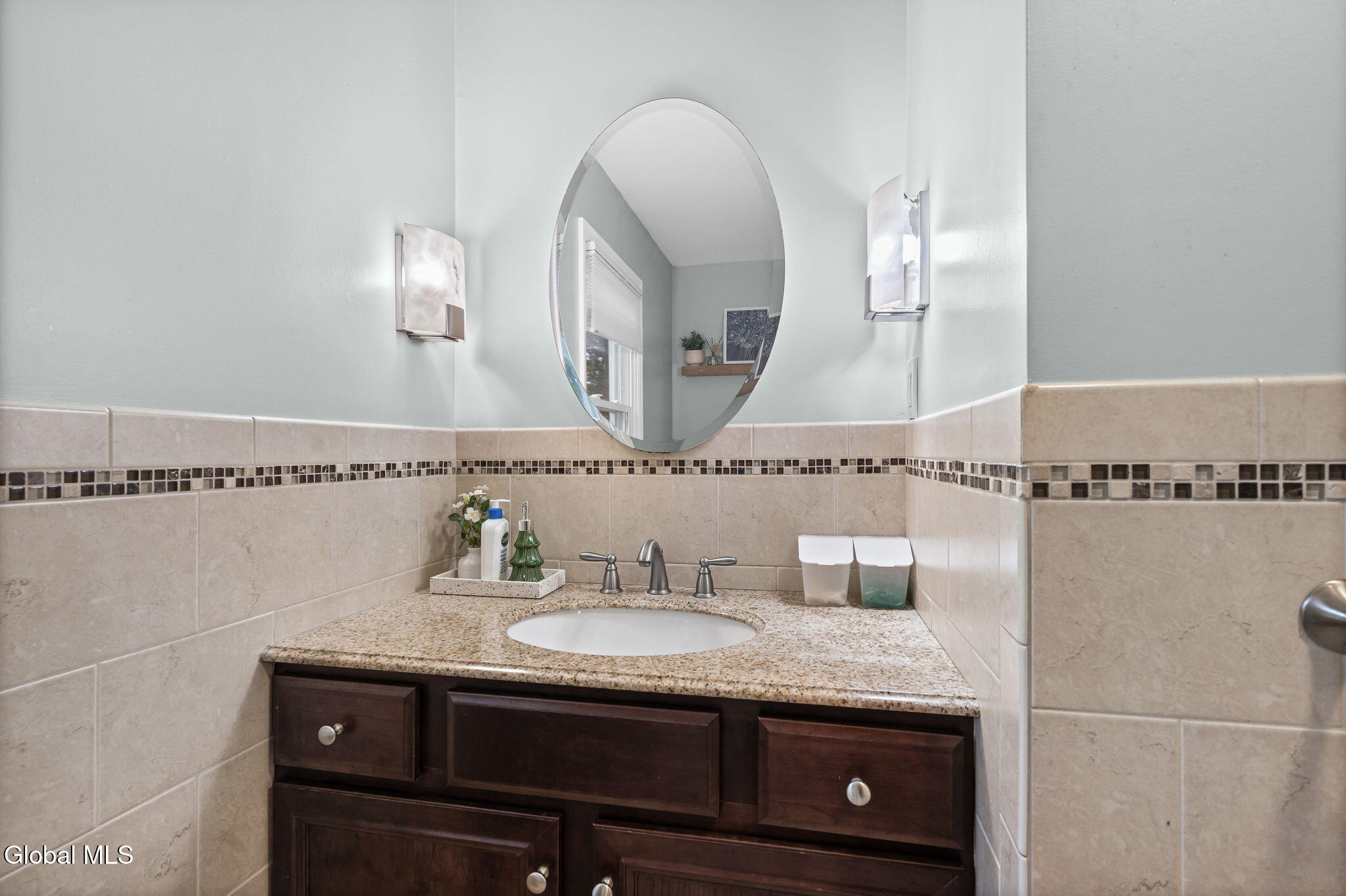 2279 Pine Ridge Road Niskayuna NY 12309