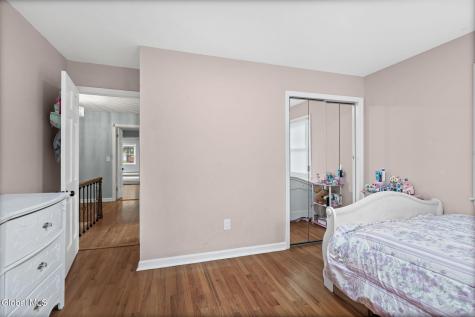 2279 Pine Ridge Road Niskayuna NY 12309