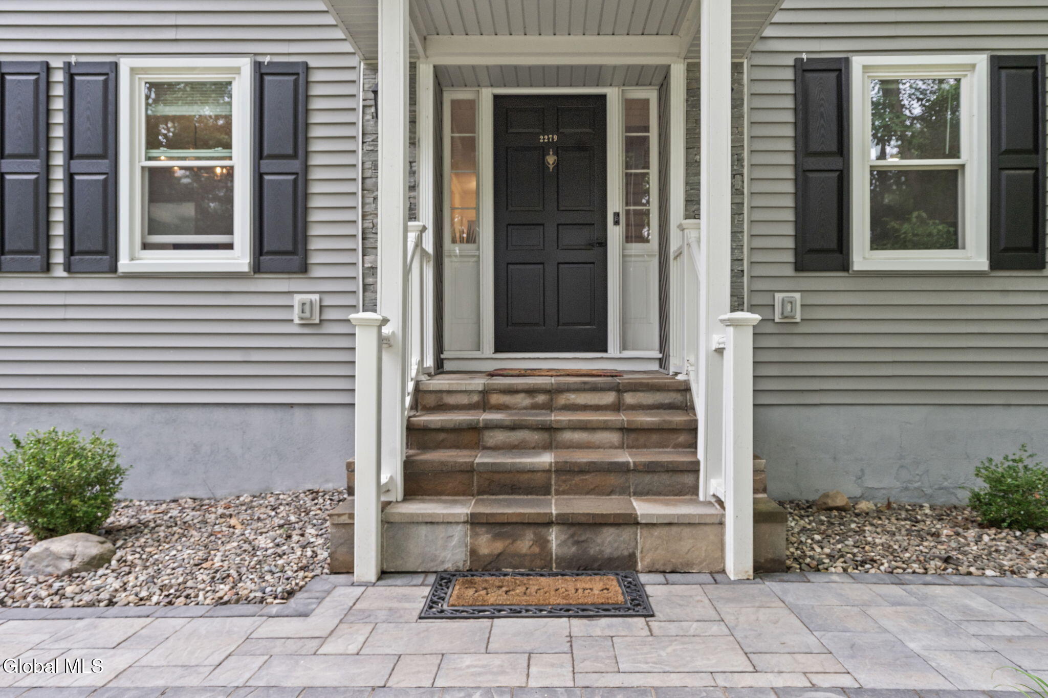 2279 Pine Ridge Road Niskayuna NY 12309