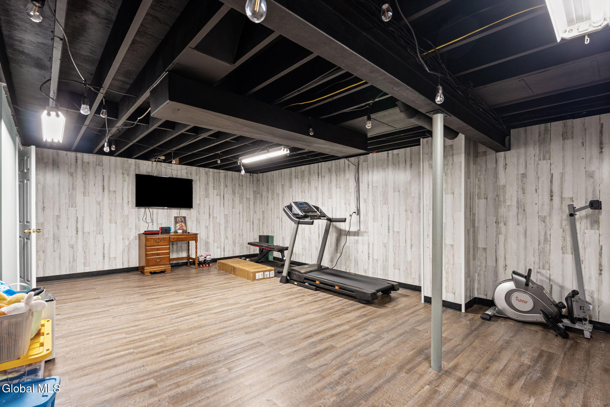 2279 Pine Ridge Road Niskayuna NY 12309