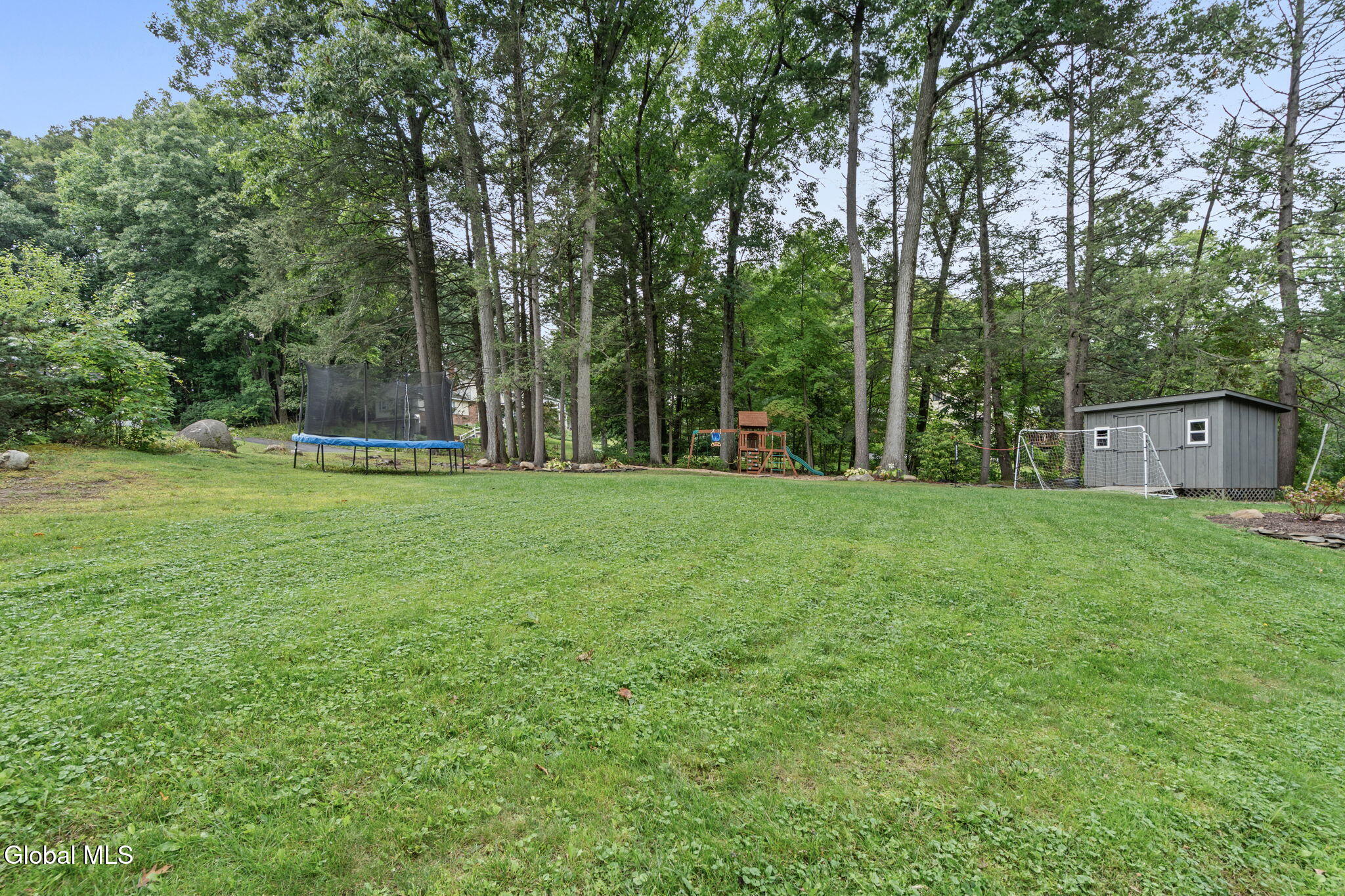 2279 Pine Ridge Road Niskayuna NY 12309