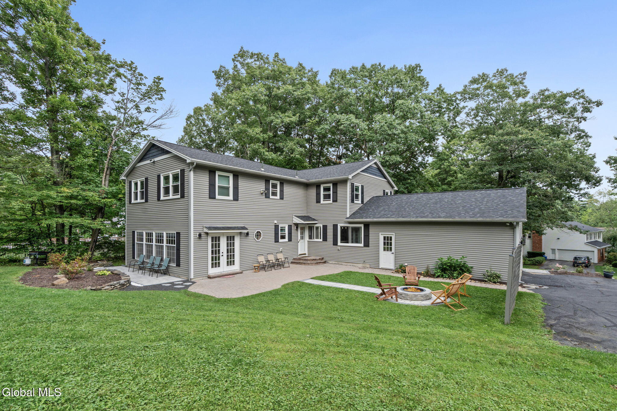 2279 Pine Ridge Road Niskayuna NY 12309