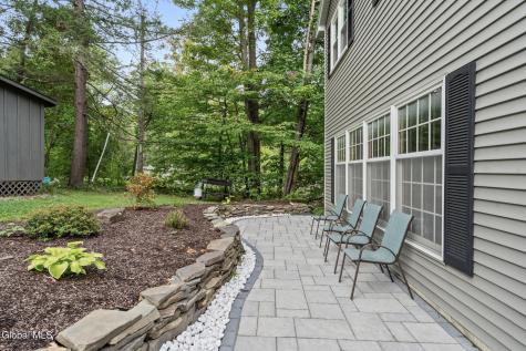 2279 Pine Ridge Road Niskayuna NY 12309