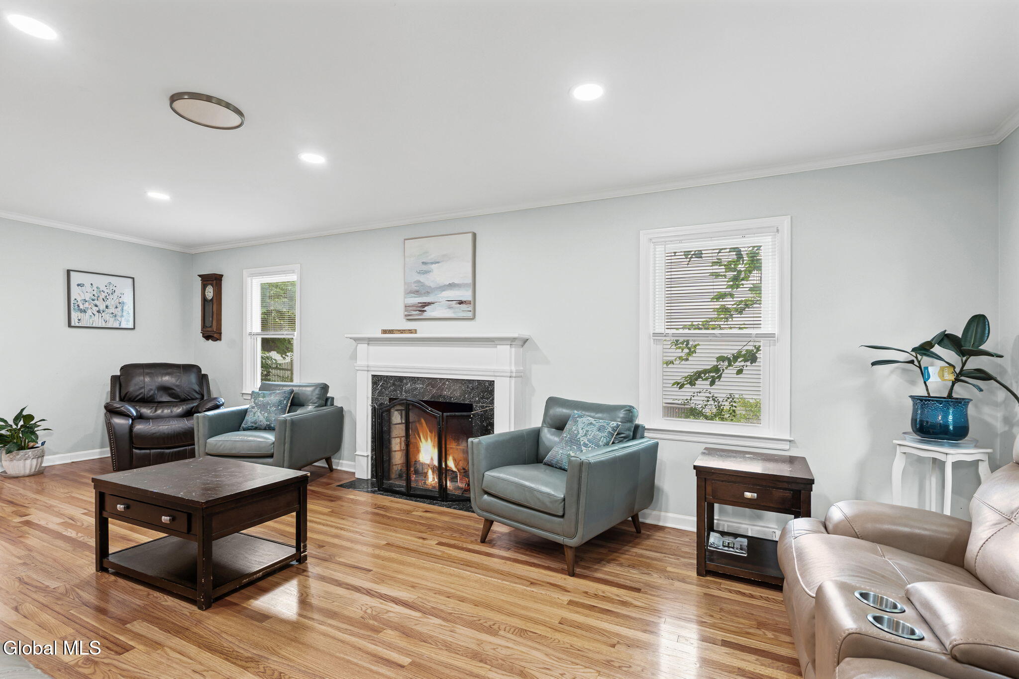 2279 Pine Ridge Road Niskayuna NY 12309