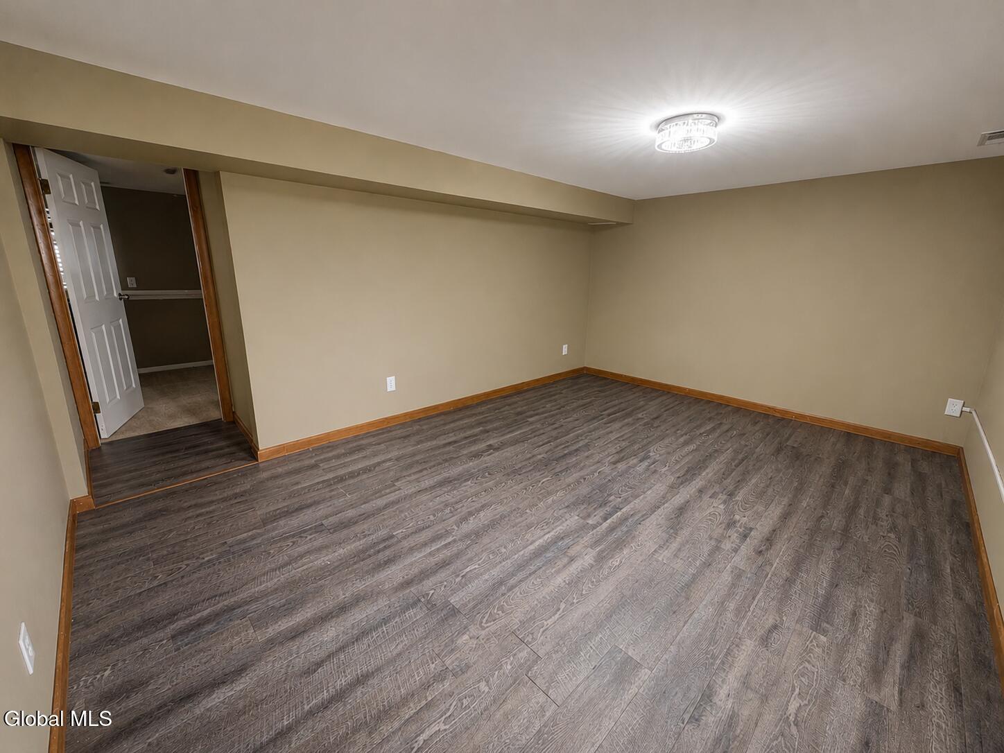 23 Mcdonald Drive Cohoes NY 12047