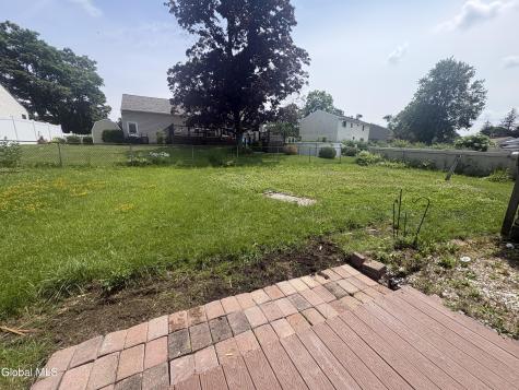 23 Mcdonald Drive Cohoes NY 12047