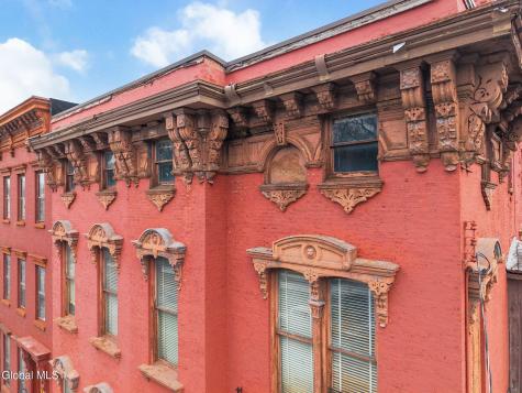 93 Ten Broeck Street Albany NY 12210