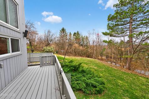 4 E Van Leuven Drive Rensselaer NY 12144