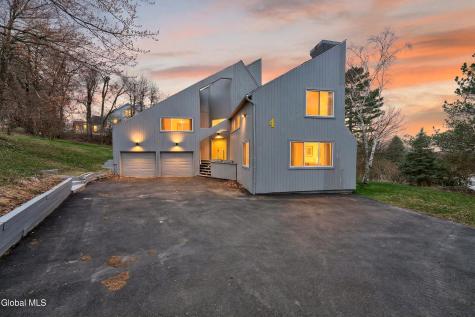 4 E Van Leuven Drive Rensselaer NY 12144