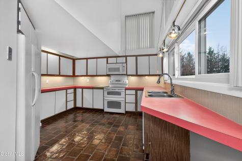 4 E Van Leuven Drive Rensselaer NY 12144