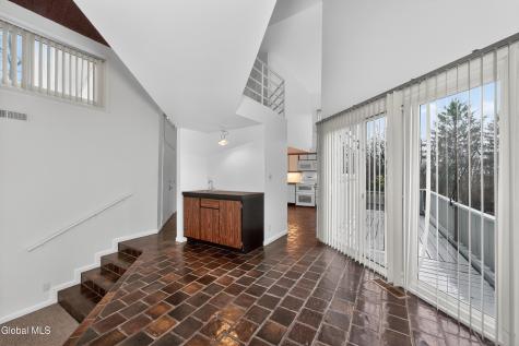 4 E Van Leuven Drive Rensselaer NY 12144