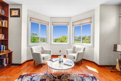 8 Fox Glove Court Wynantskill NY 12198