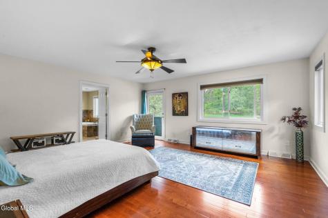 8 Fox Glove Court Wynantskill NY 12198