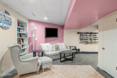 8 Fox Glove Court Wynantskill NY 12198