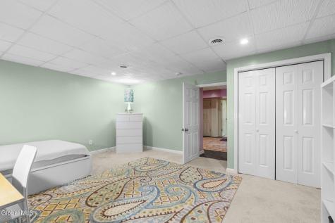 8 Fox Glove Court Wynantskill NY 12198