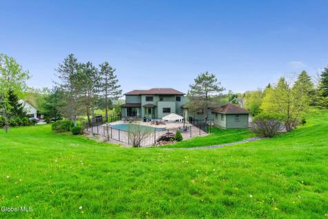 8 Fox Glove Court Wynantskill NY 12198