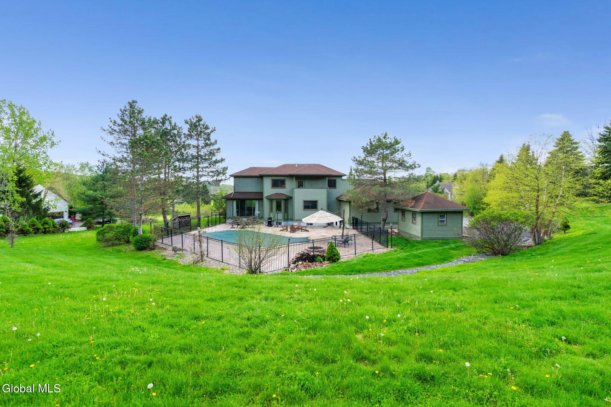 8 Fox Glove Court Wynantskill NY 12198