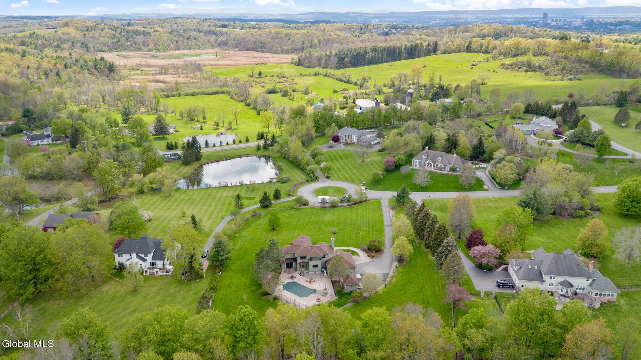8 Fox Glove Court Wynantskill NY 12198