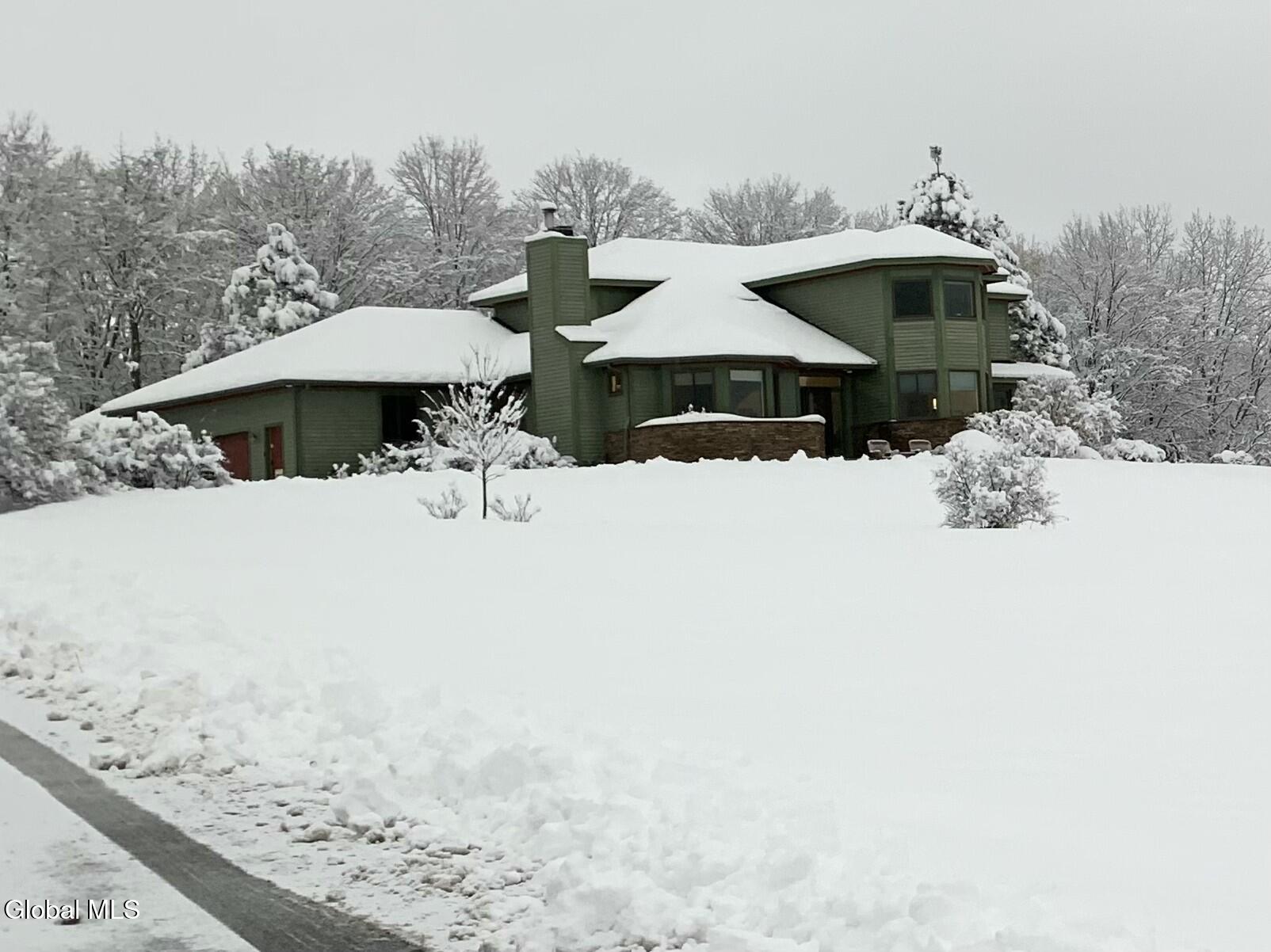 8 Fox Glove Court Wynantskill NY 12198